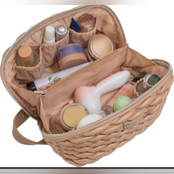 NWT Joan & David Bubble Diamond Quilted Dopp Kit Toiletry Organizer - Picture 3 of 15